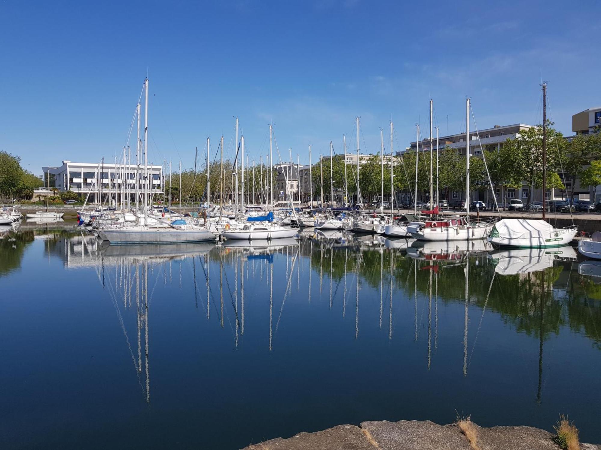 Grand Studio Avec Parking A 10 Minutes Des Plages Lorient Zewnętrze zdjęcie
